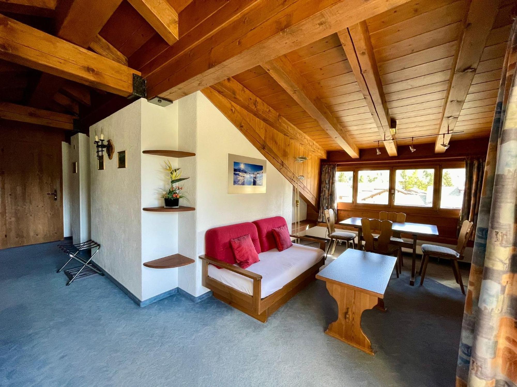 Hotel Chesa Grischa 3*