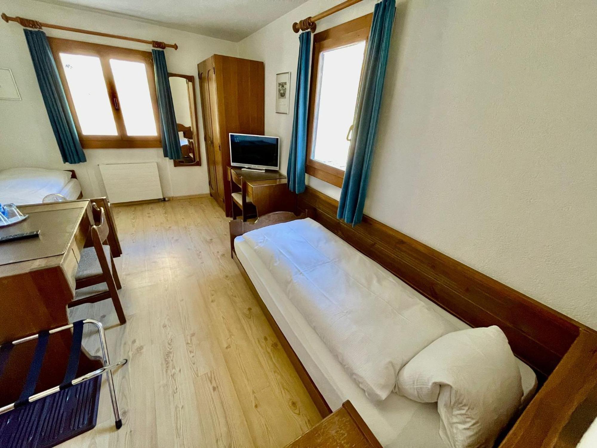 Chesa Grischa Hotel 3*